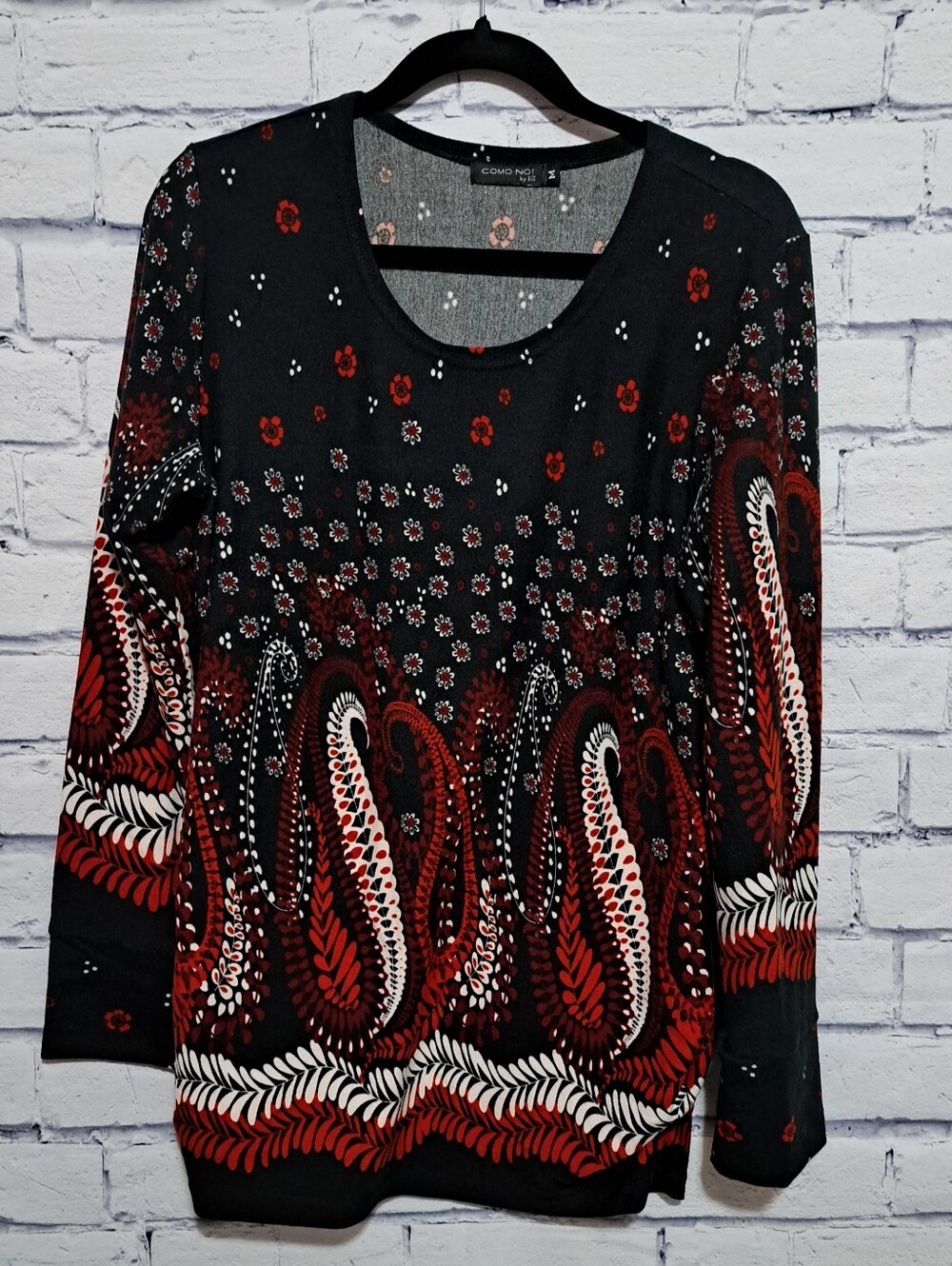 COMO NO by Biz Vintage Paisley Top Red Blue Medium